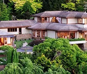 Lake Taupo Lodge New Zealand